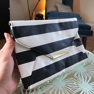 Black & white clutch